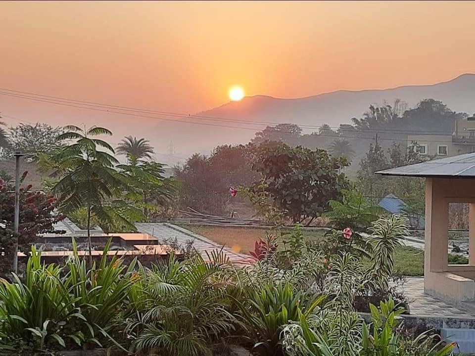 Royal Meadows - Igatpuri Bungalow C Exterior foto